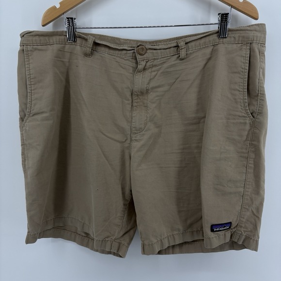 Patagonia Other - Patagonia Organic Cotton Flat Front Men's Shorts Size 38 Casual Neutral Outdoors